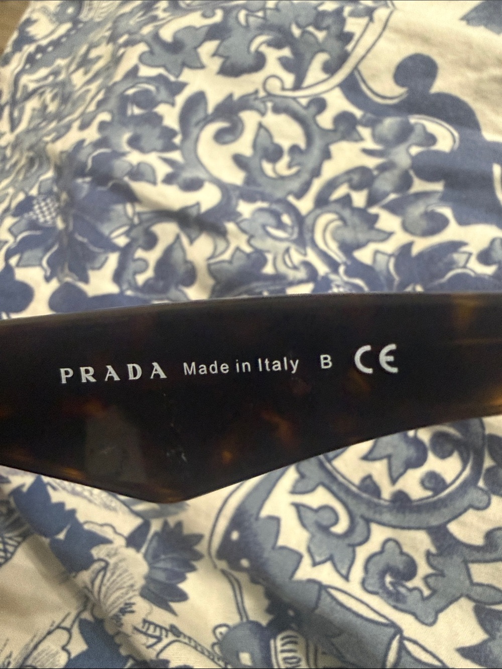 Prada Oversized Women's Sunglasses in Black Tortoiseshell - Picture 3 of 6